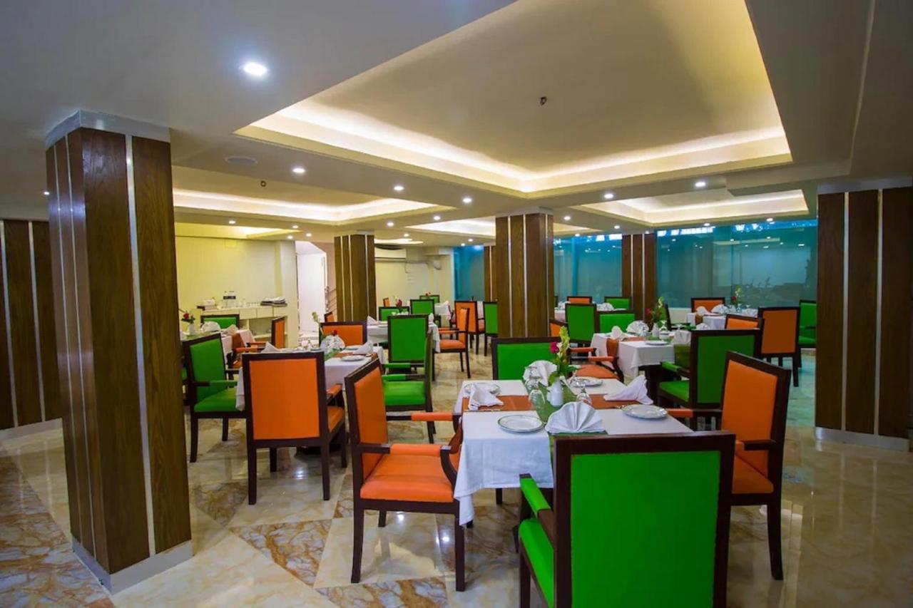 Hotel Gulshan Lake View Dhaka Exterior foto